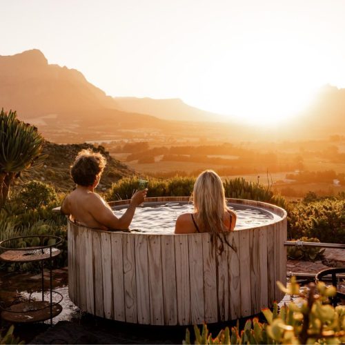shop-hot-tubs-photo